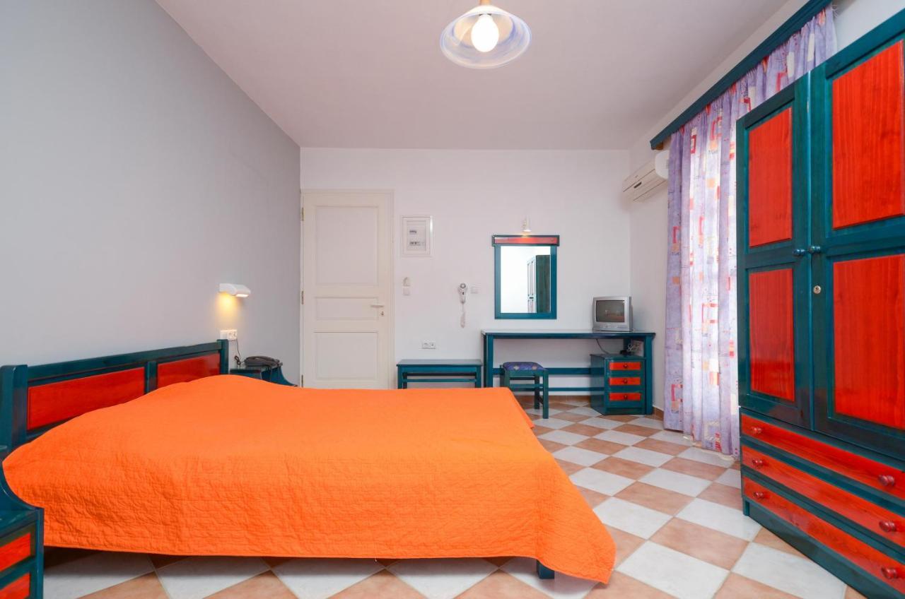 Hotel Fanis Agia Anna  Eksteriør bilde