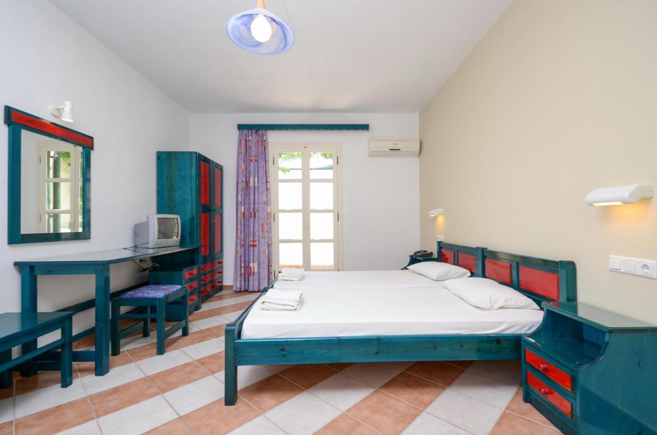 Hotel Fanis Agia Anna  Eksteriør bilde