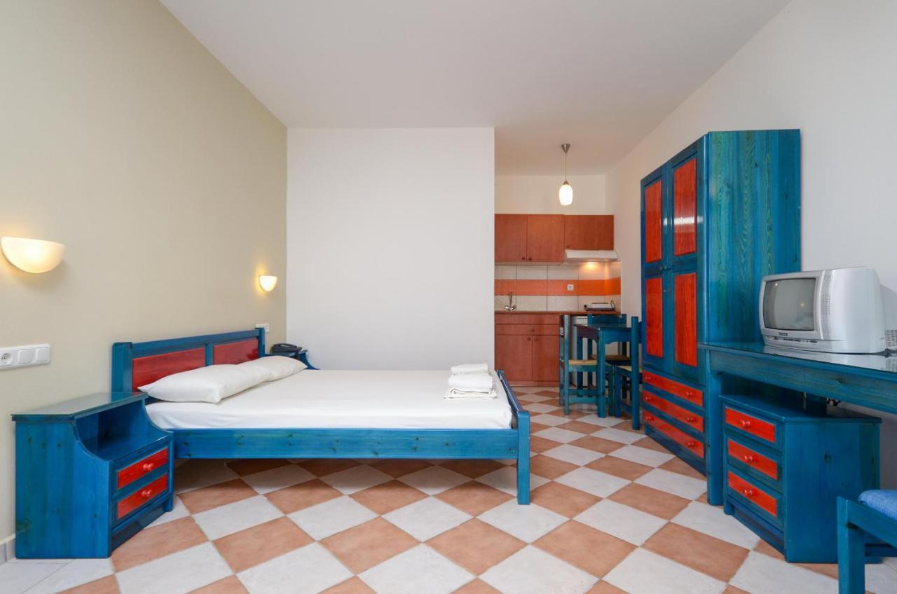 Hotel Fanis Agia Anna  Eksteriør bilde